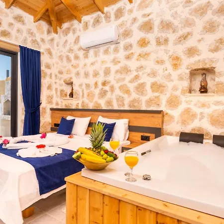 فيلة Bezirgan Village 2 Bedroom كالكان