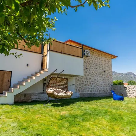Bezirgan Village 2 Bedroom